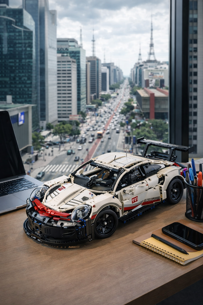 Porsche 911 RSR (1580 peças)