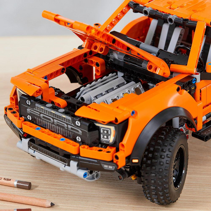 Ford Raptor F-150 (1379 peças)