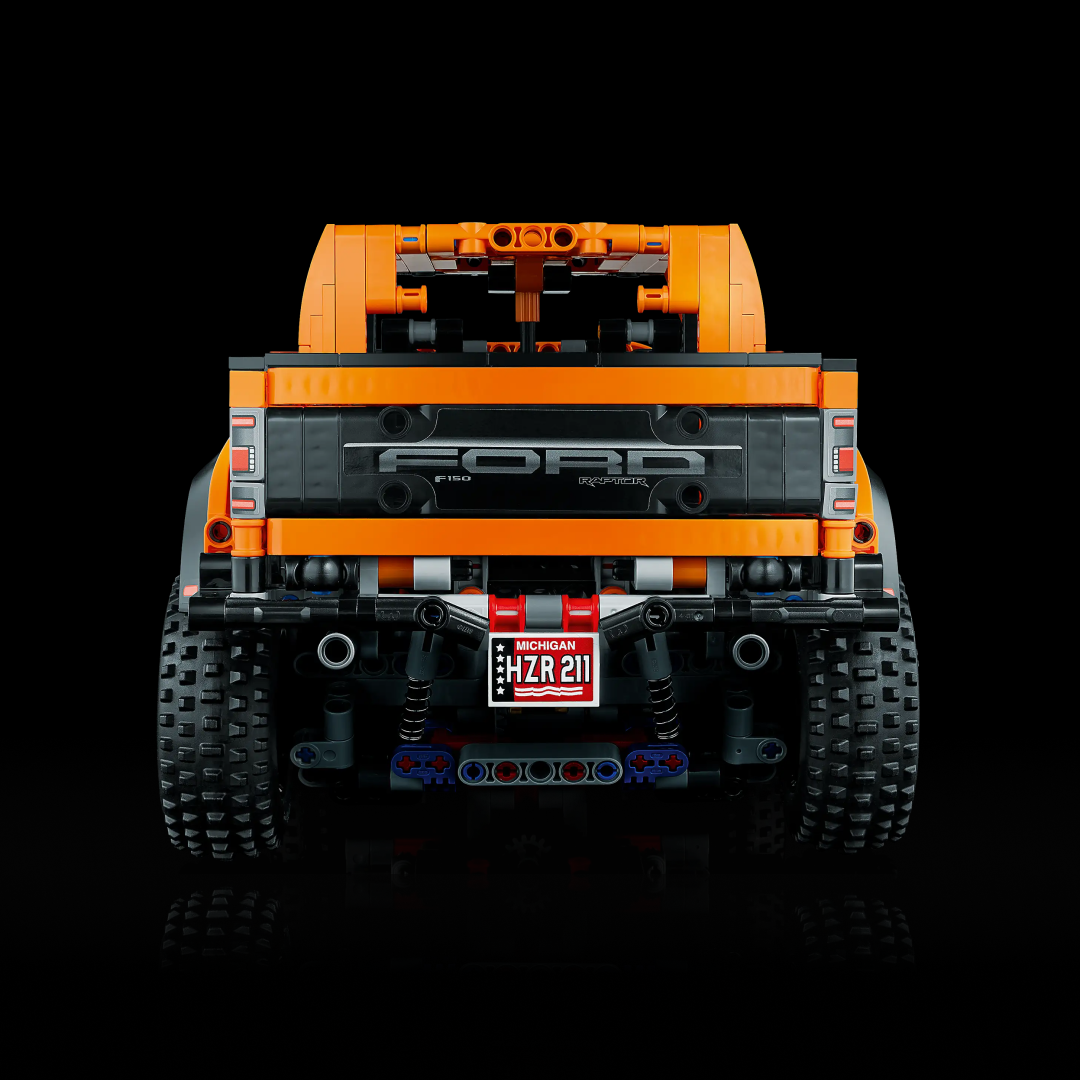 Ford Raptor F-150 (1379 peças)