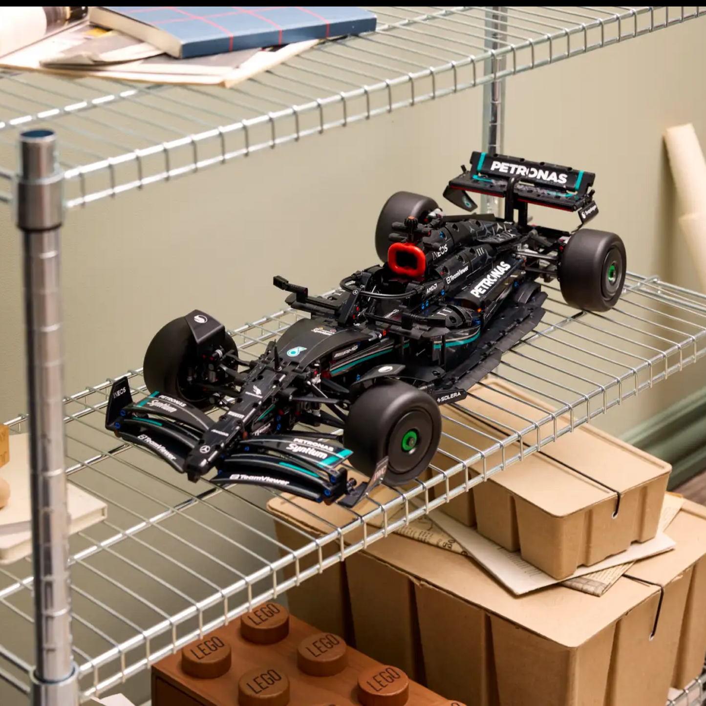 Fórmula 1 - Mercedes-AMG W14 (1642 peças)