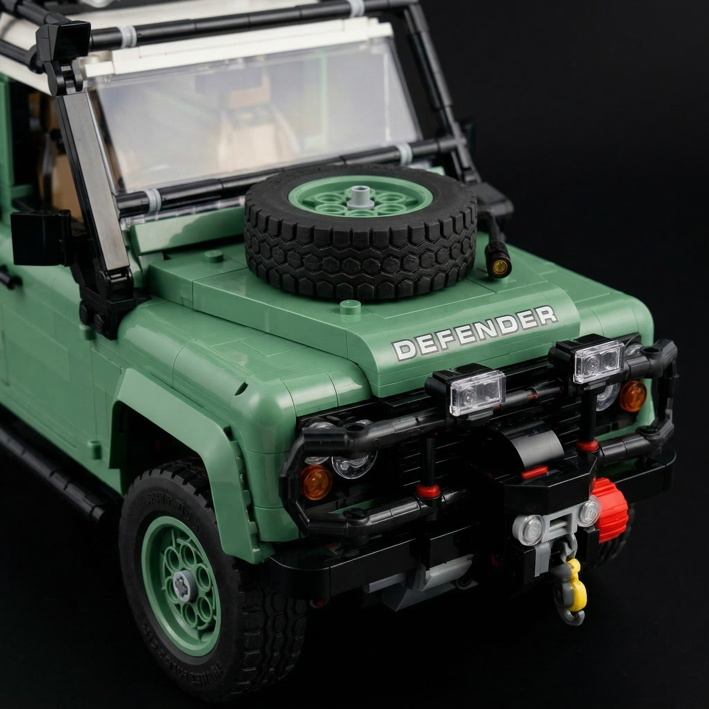 Land Rover Defender 90 (2336 peças)