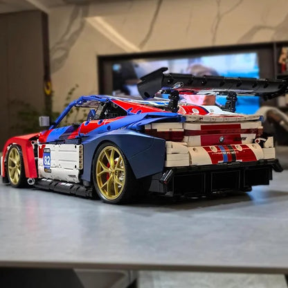 BMW M4 GT4 (4556 peças)